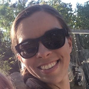 Meet your Posher, Eliza